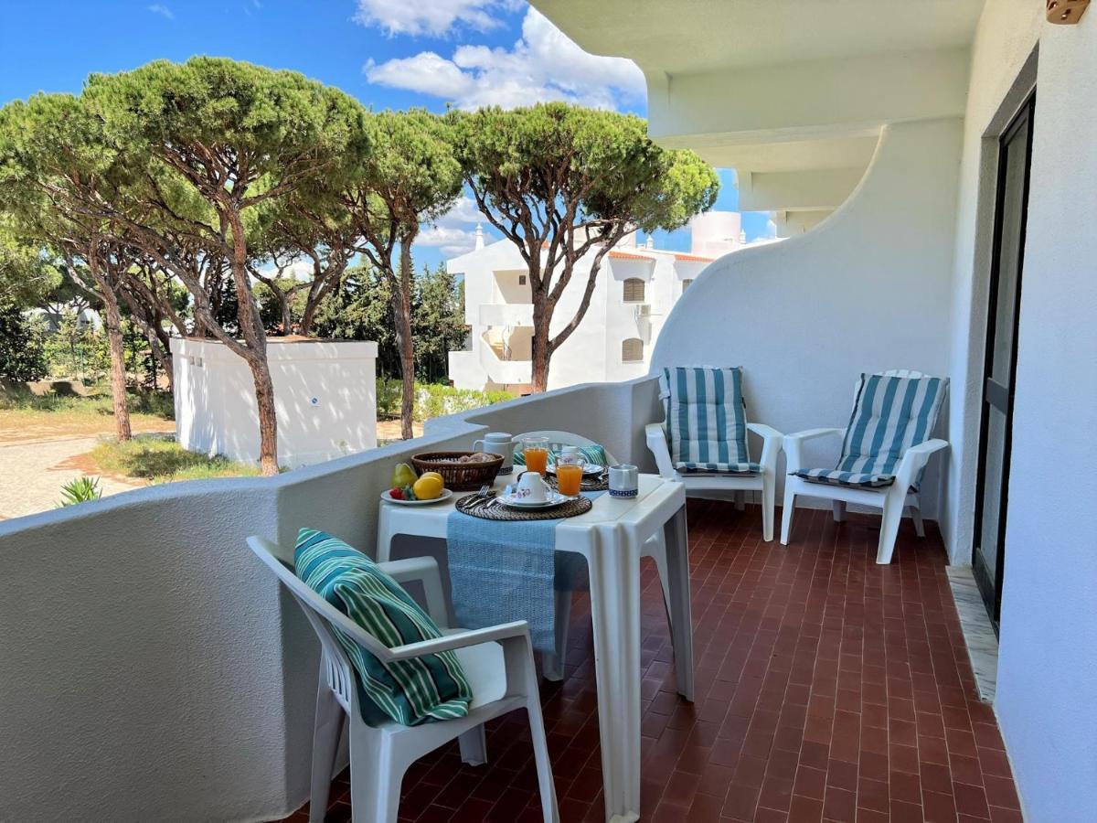 Vilamoura Cosy 3 With Pool By Homing Leilighet Eksteriør bilde