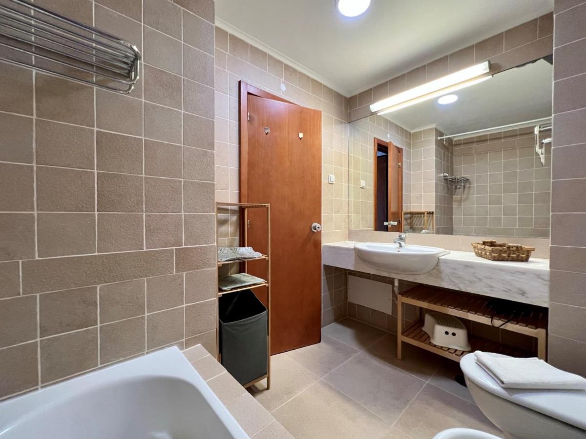 Vilamoura Cosy 3 With Pool By Homing Leilighet Eksteriør bilde